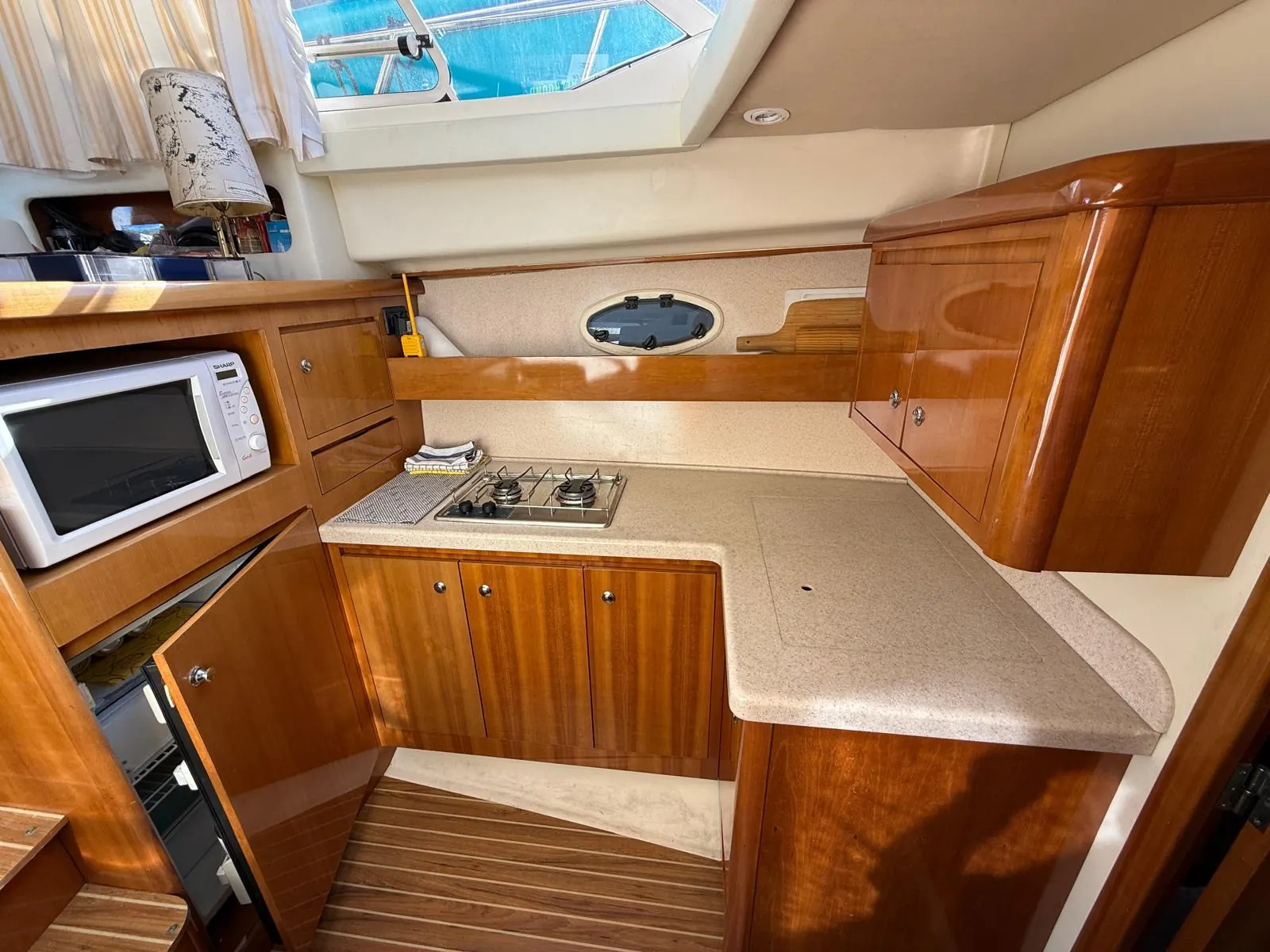ACM Mystic 38 · 18