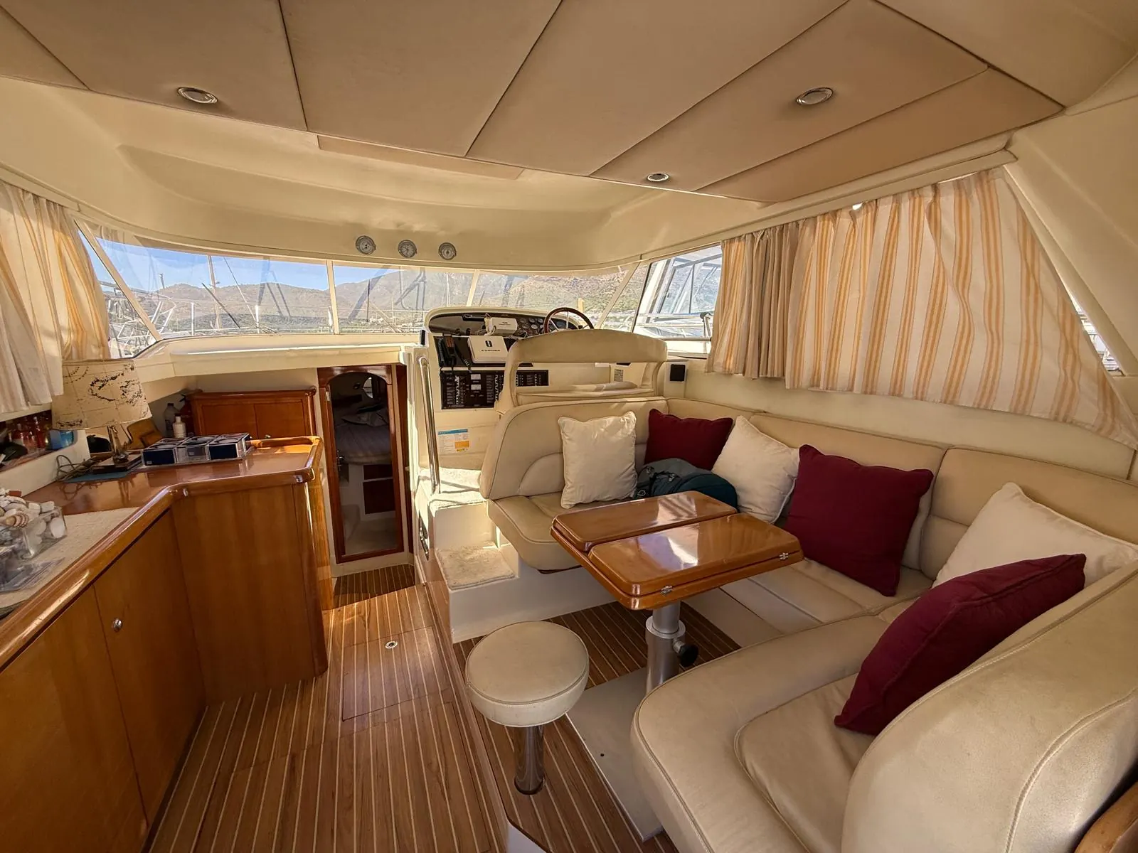 ACM Mystic 38 · 37
