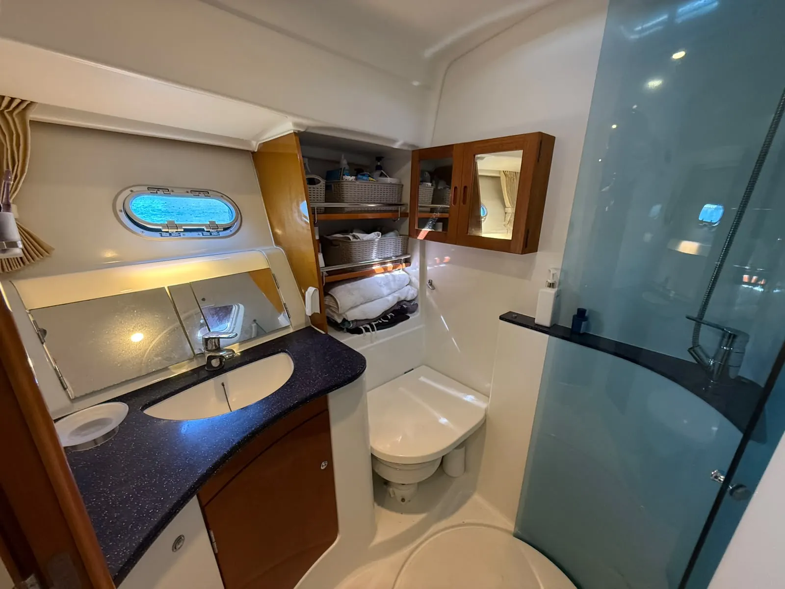 Beneteau Antares 13.80 · 21