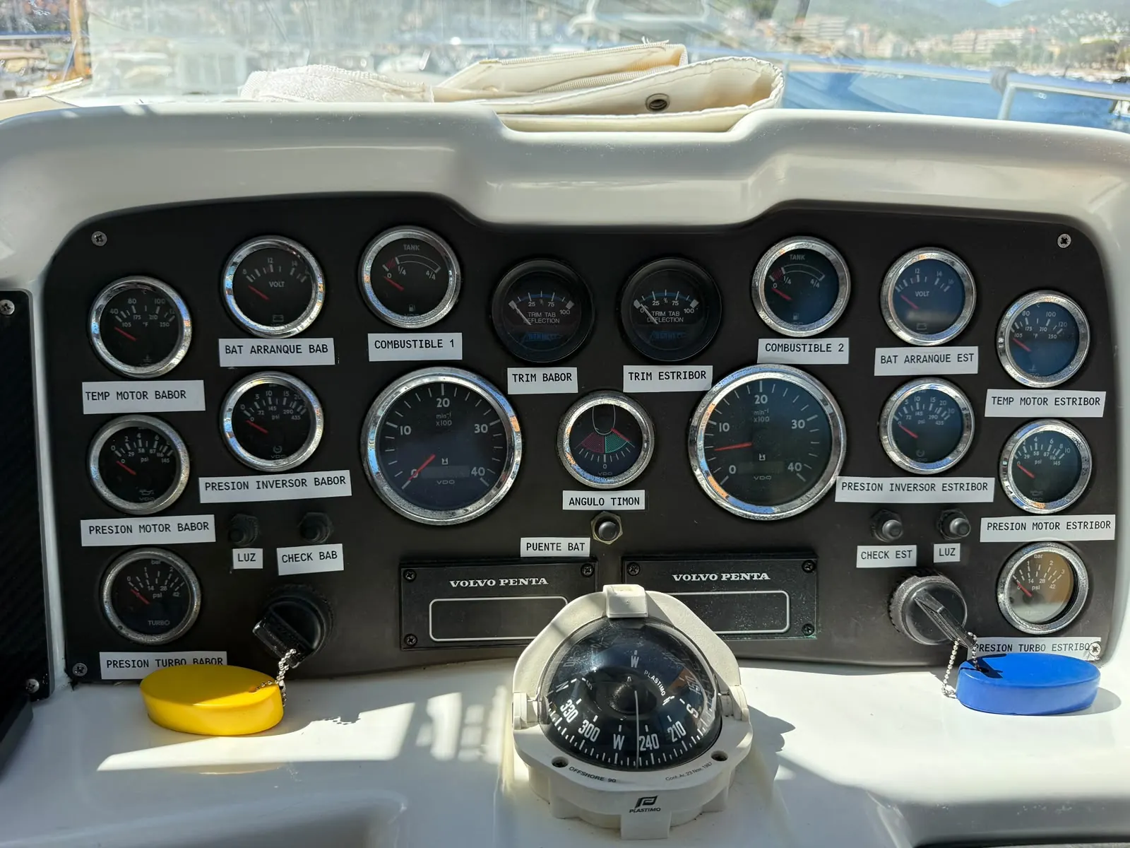 Beneteau Antares 13.80 · 9
