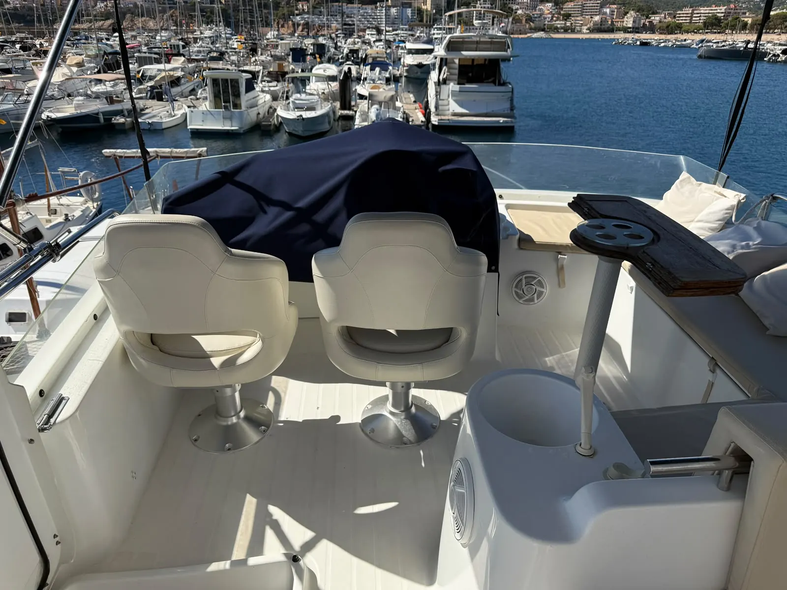 Beneteau Antares 13.80 · 49