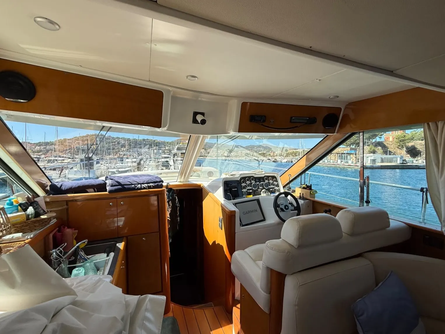 Beneteau Antares 13.80 · 81