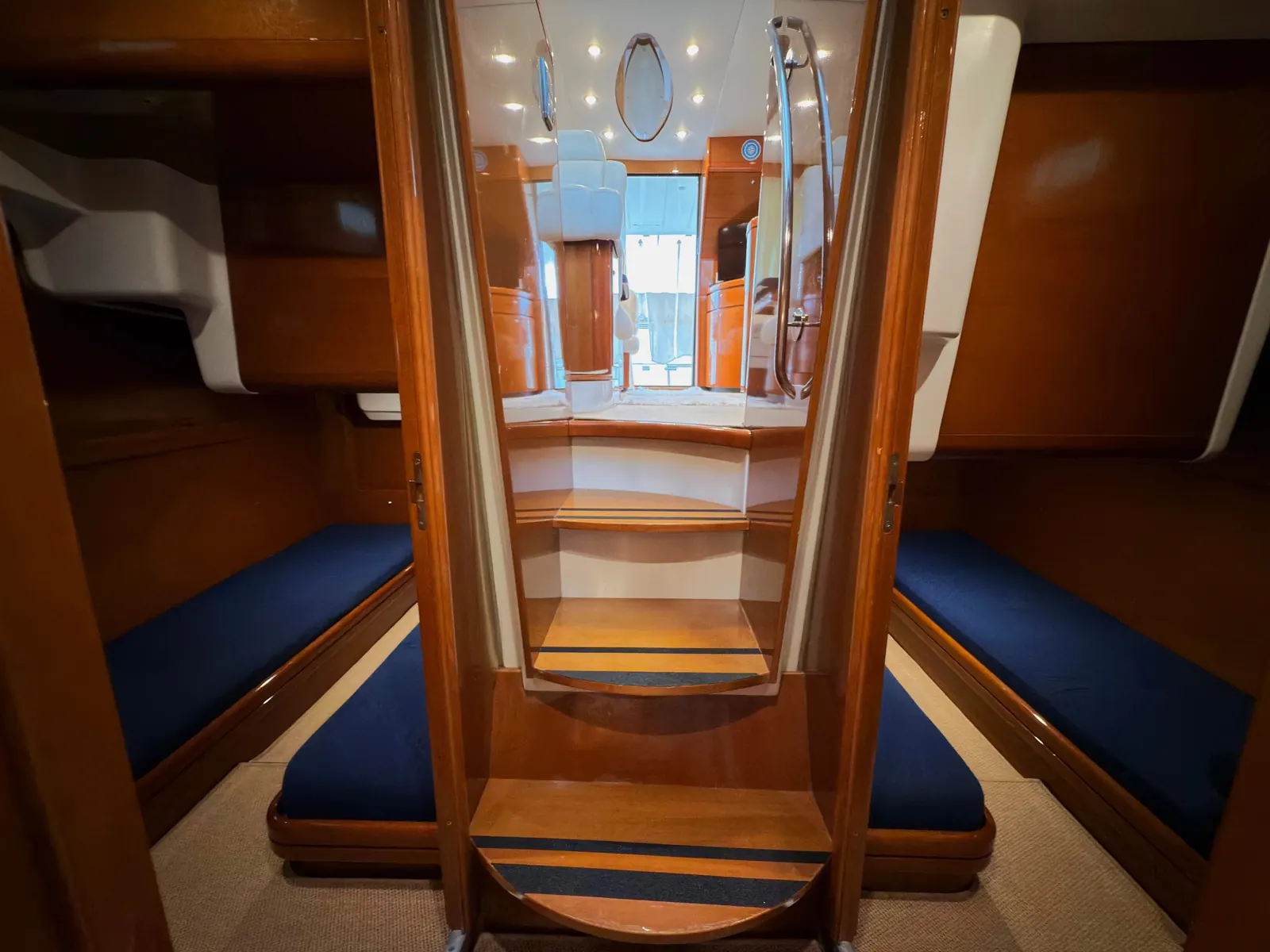 Beneteau Antares 13.80 · 6