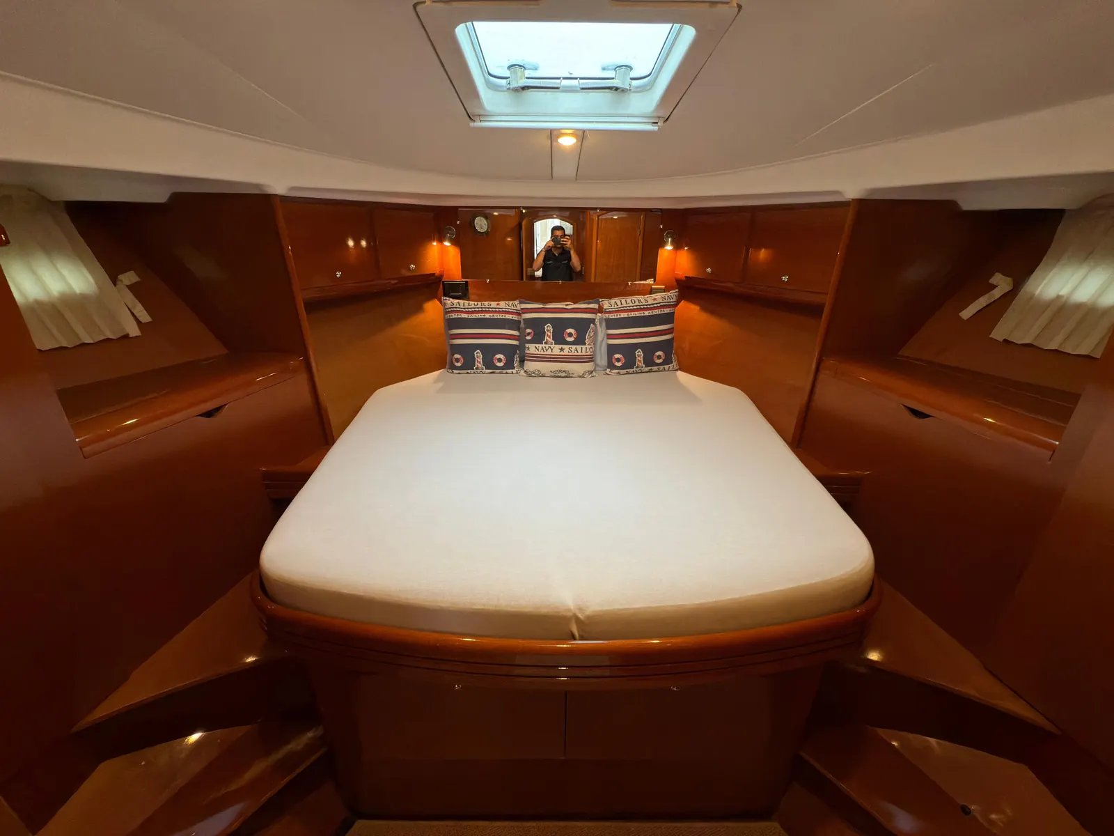 Beneteau Antares 13.80 · 11