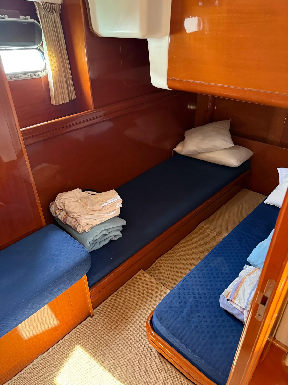 Beneteau Antares 13.80 · 46