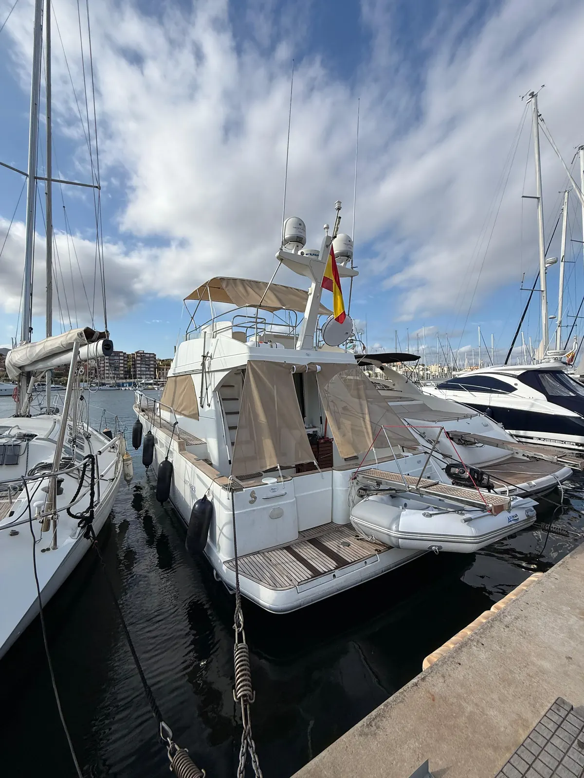 Beneteau Antares 13.80 · 51