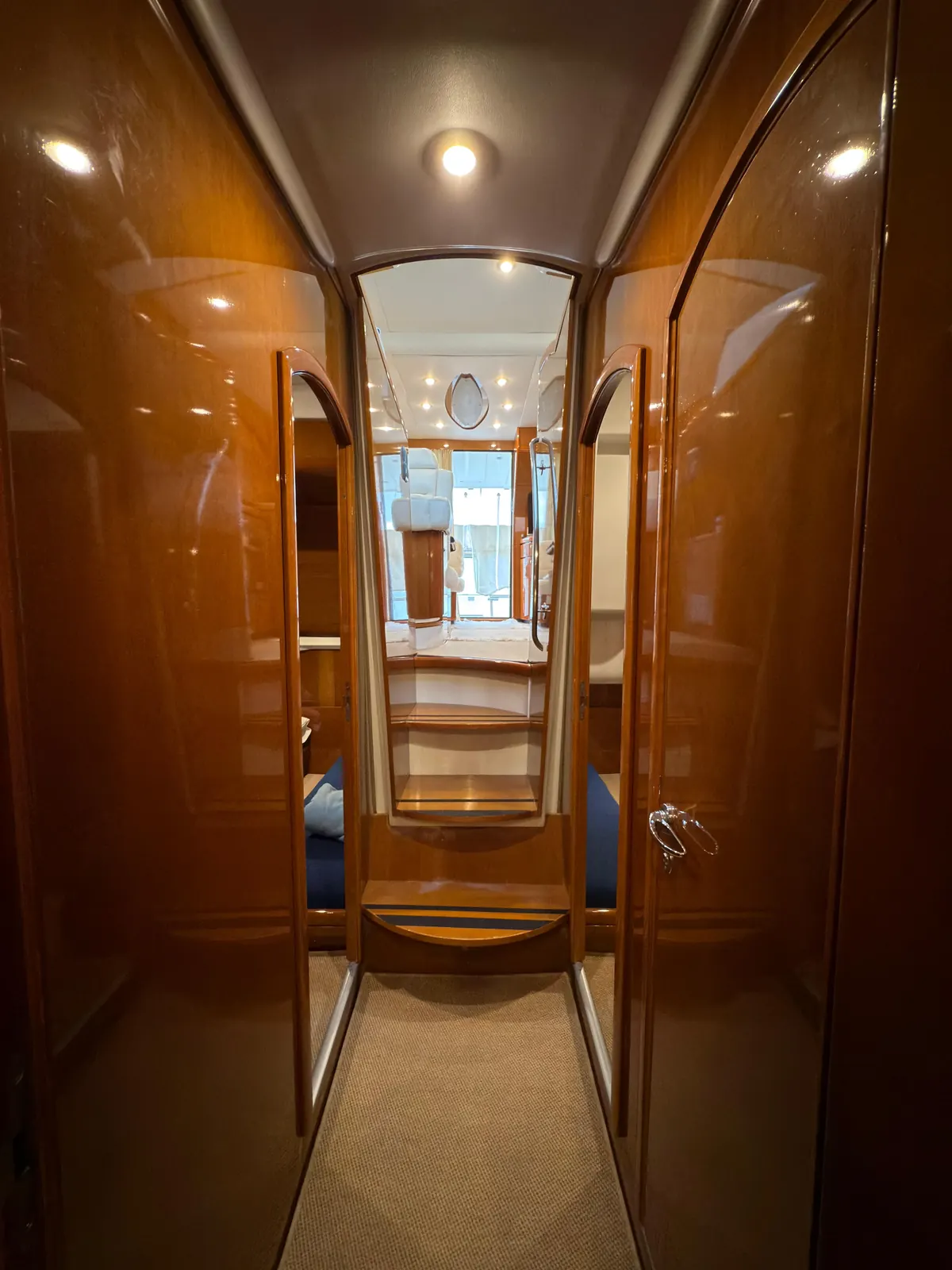 Beneteau Antares 13.80 · 38