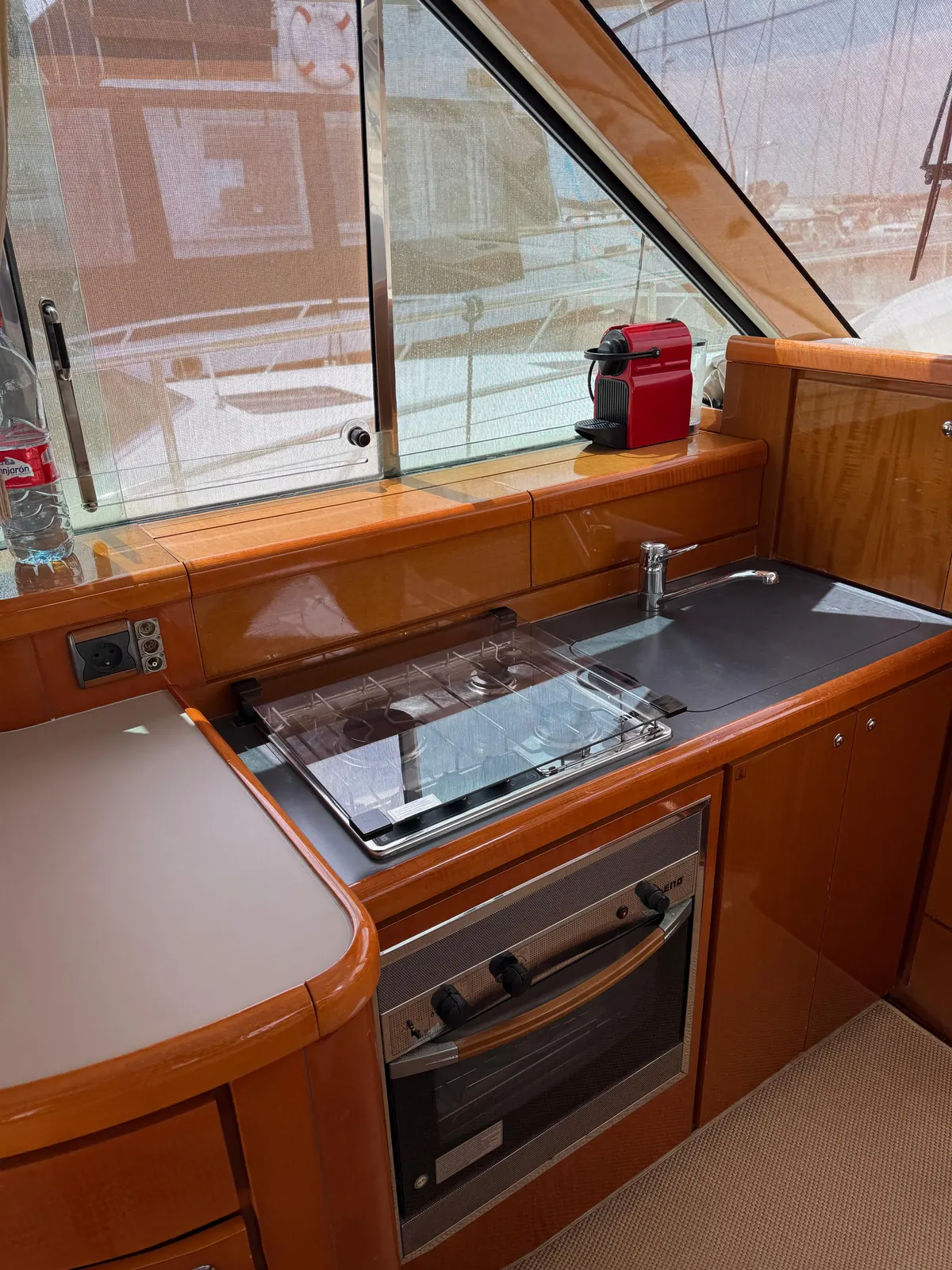 Beneteau Antares 13.80 · 44