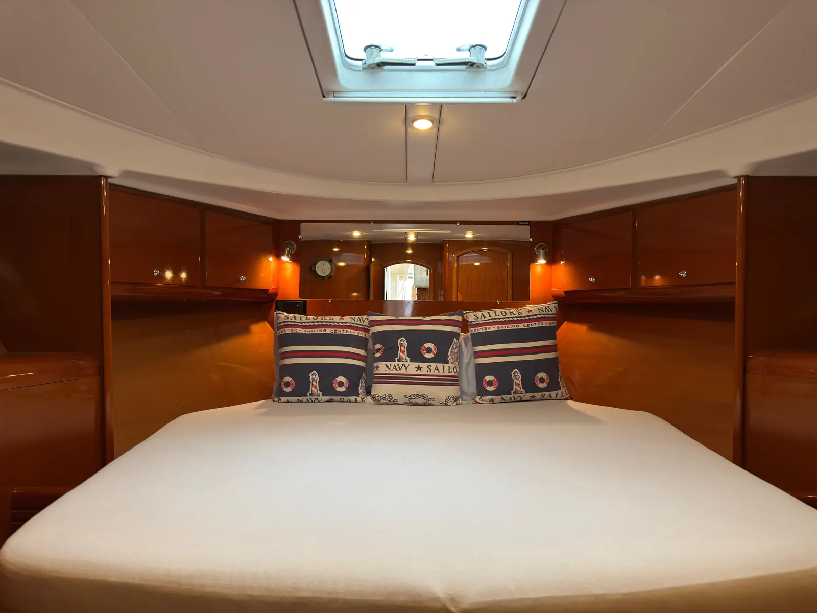 Beneteau Antares 13.80 · 13