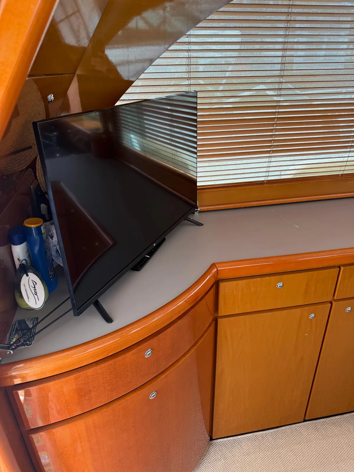 Beneteau Antares 13.80 · 47