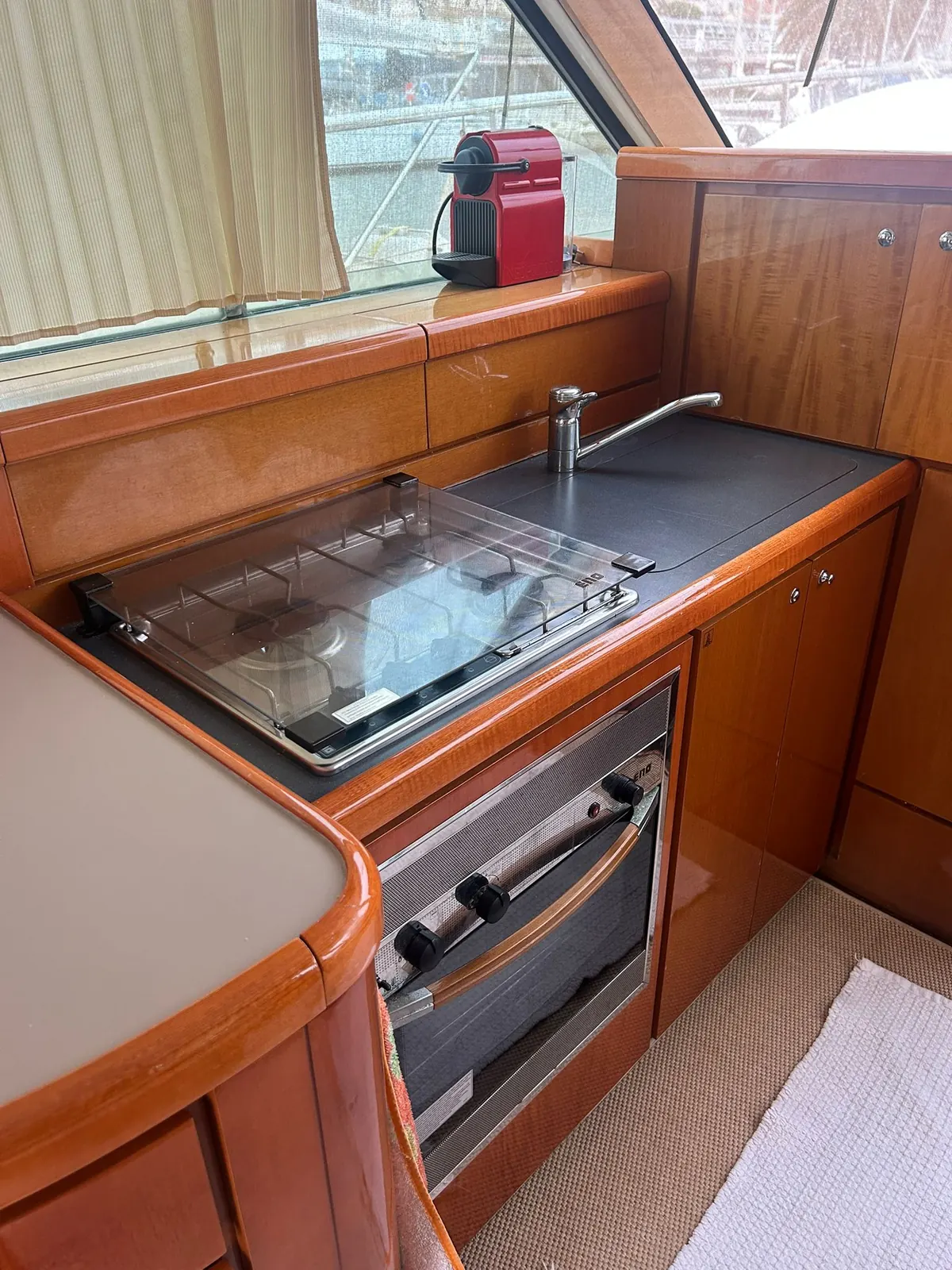 Beneteau Antares 13.80 · 53