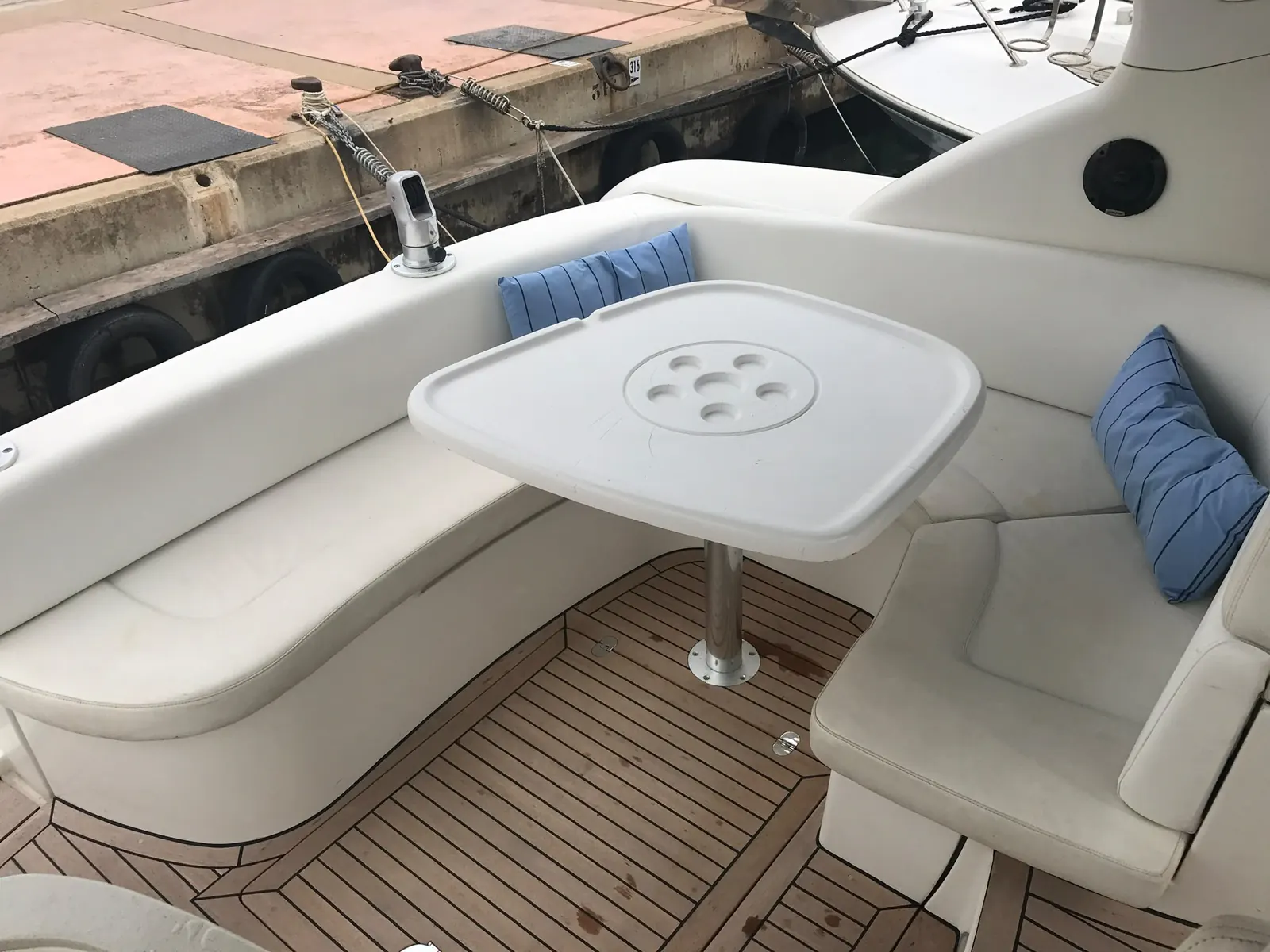 Sessa Oyster C35 Open · 9