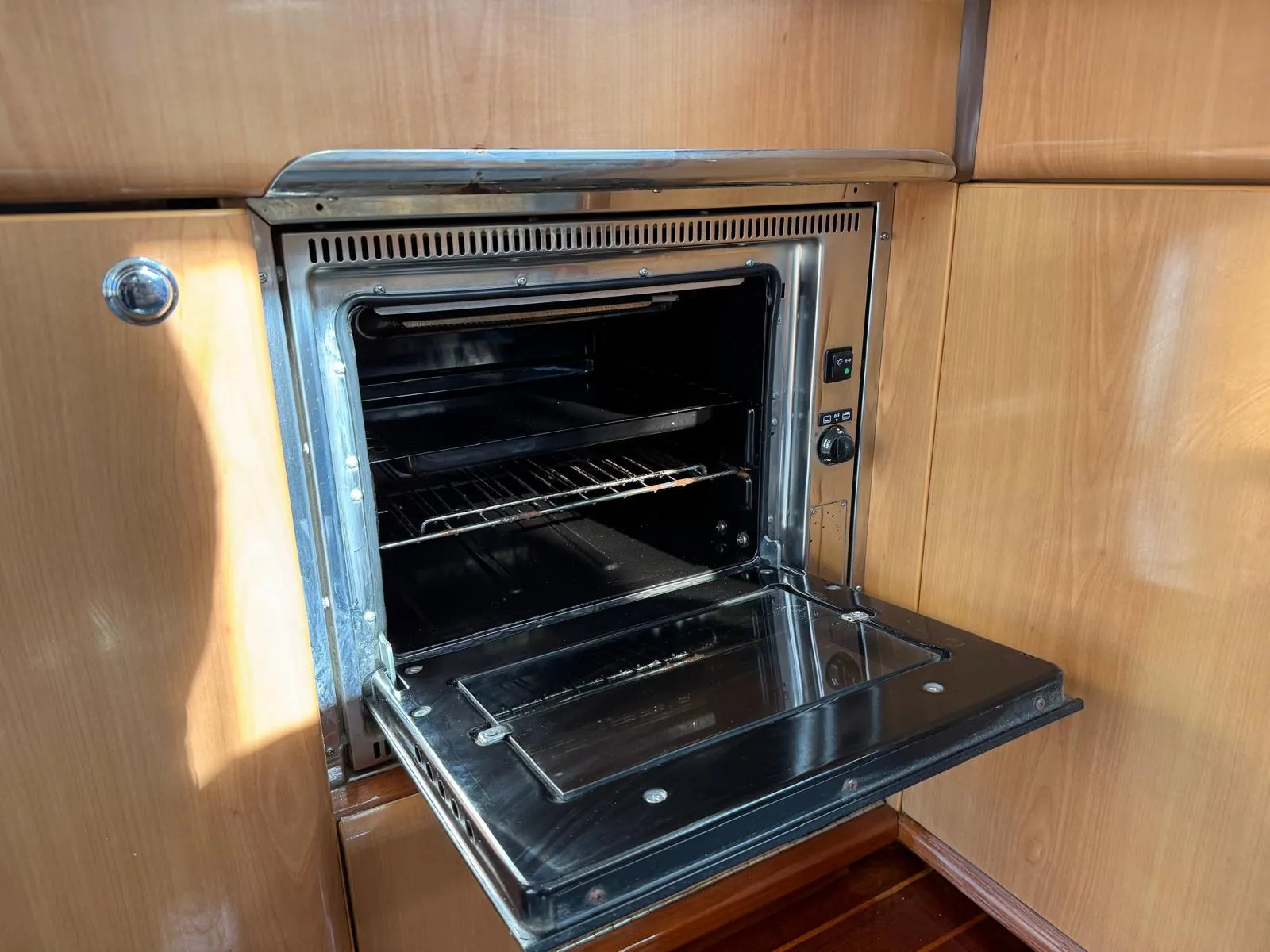 Sealine 330 Flybridge · 19