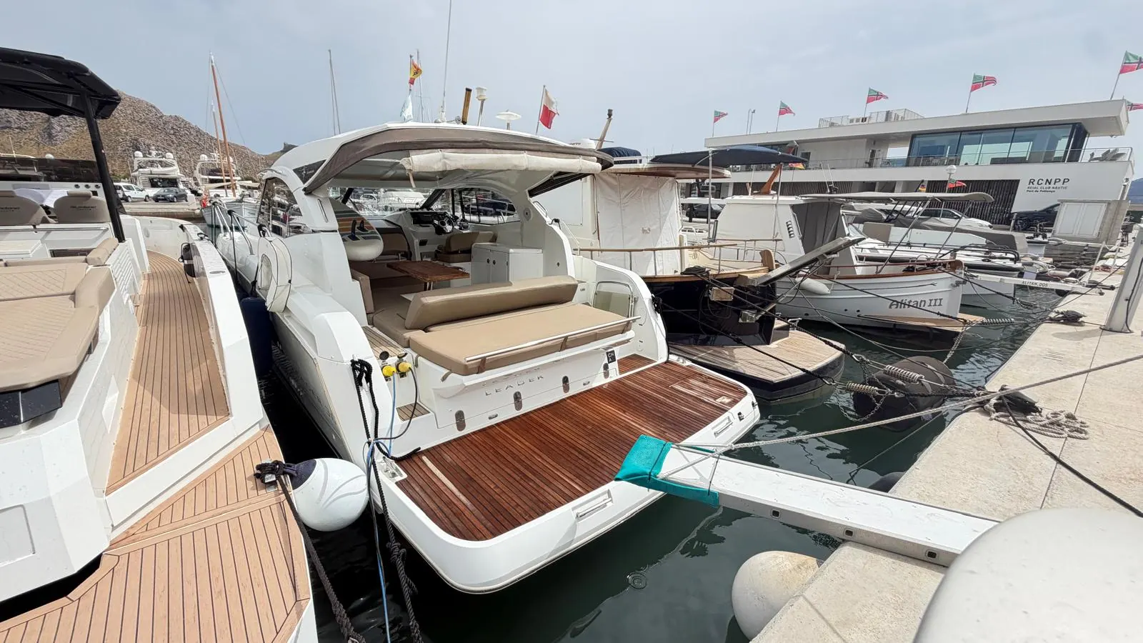 Jeanneau Leader 36 · 23