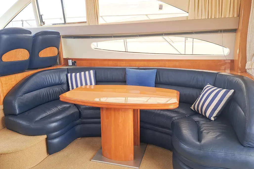 Princess 45 Flybridge · 8