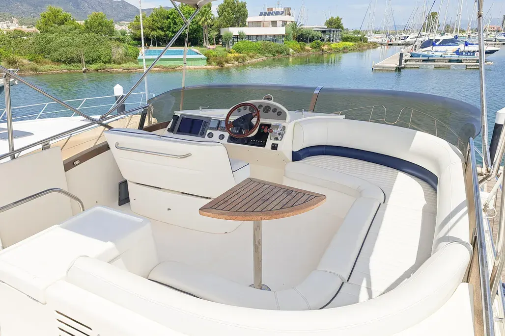 Princess 45 Flybridge · 16