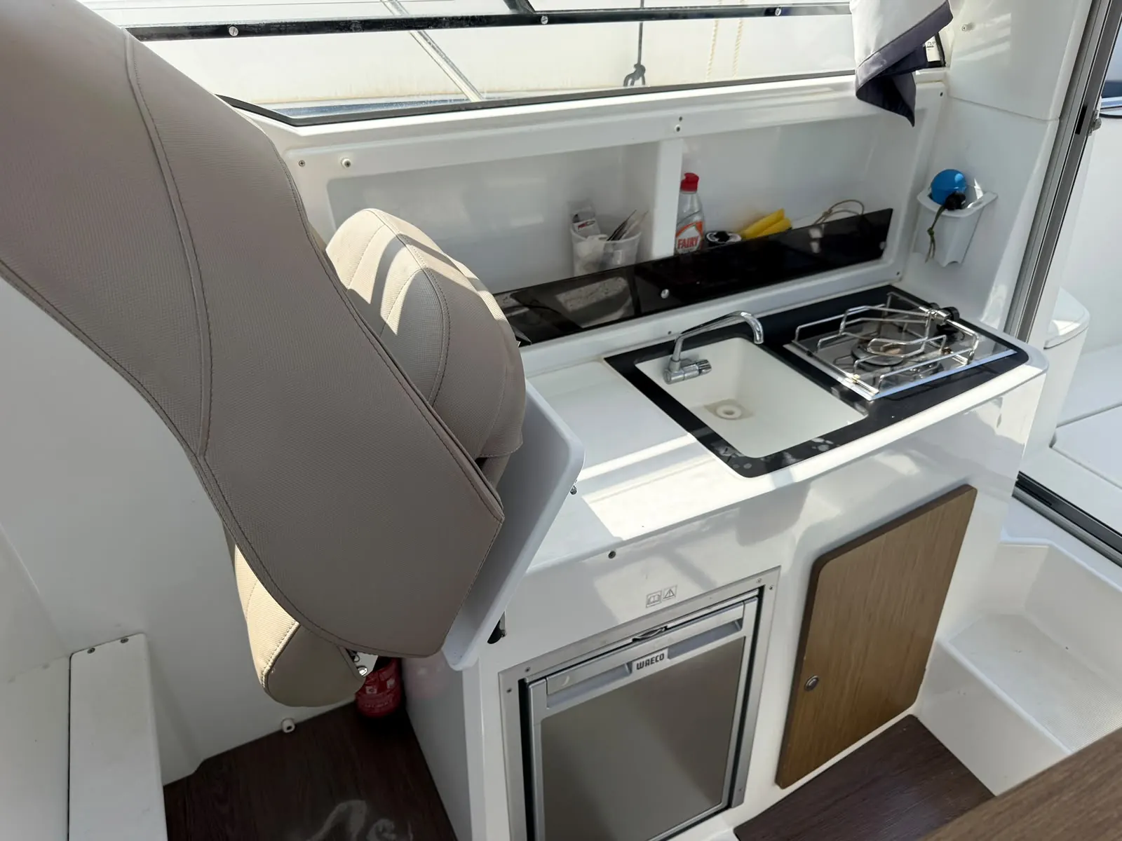 Beneteau Antares 8 · 31