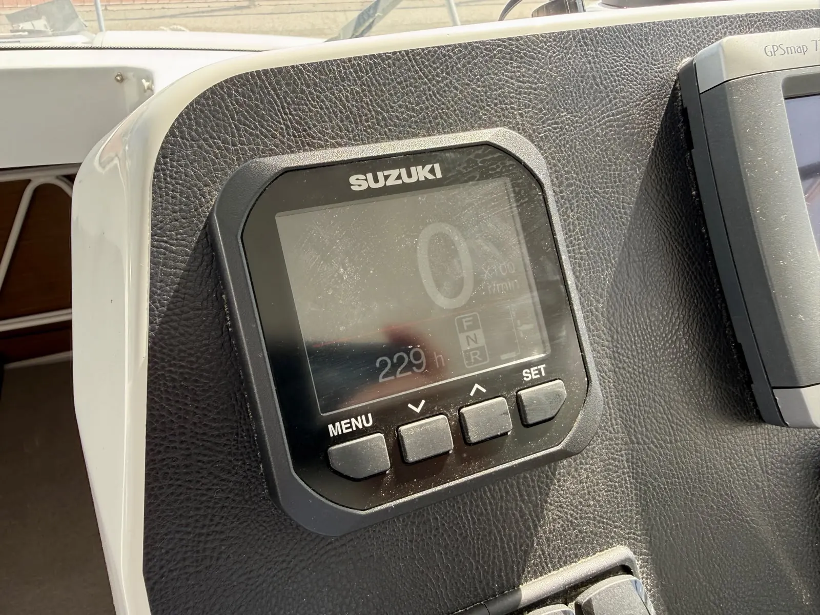 Beneteau Antares 8 · 19
