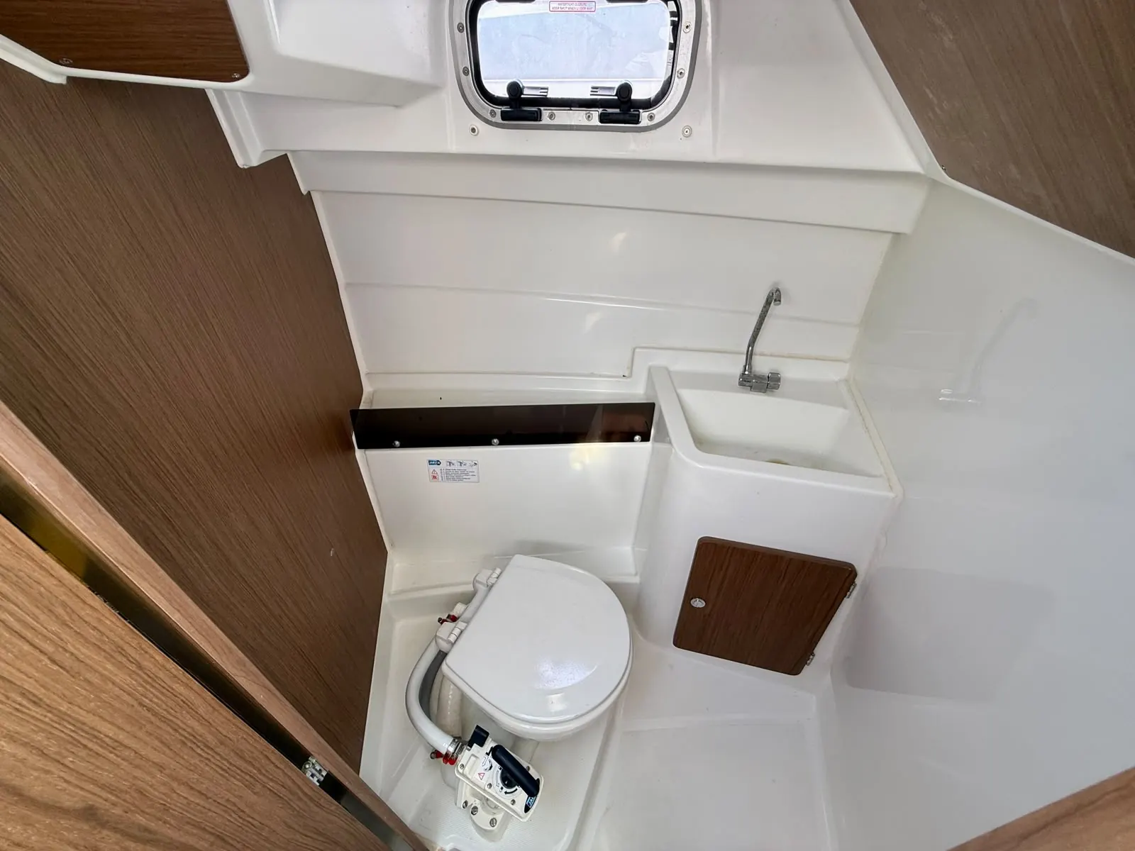 Beneteau Antares 8 · 34