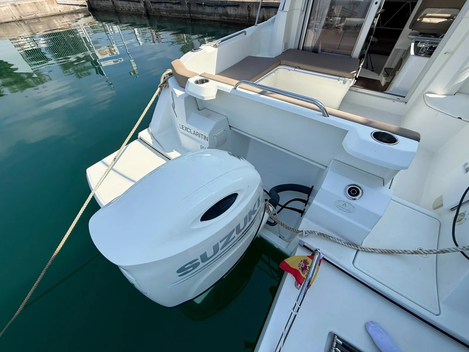 Beneteau Antares 8 · 8