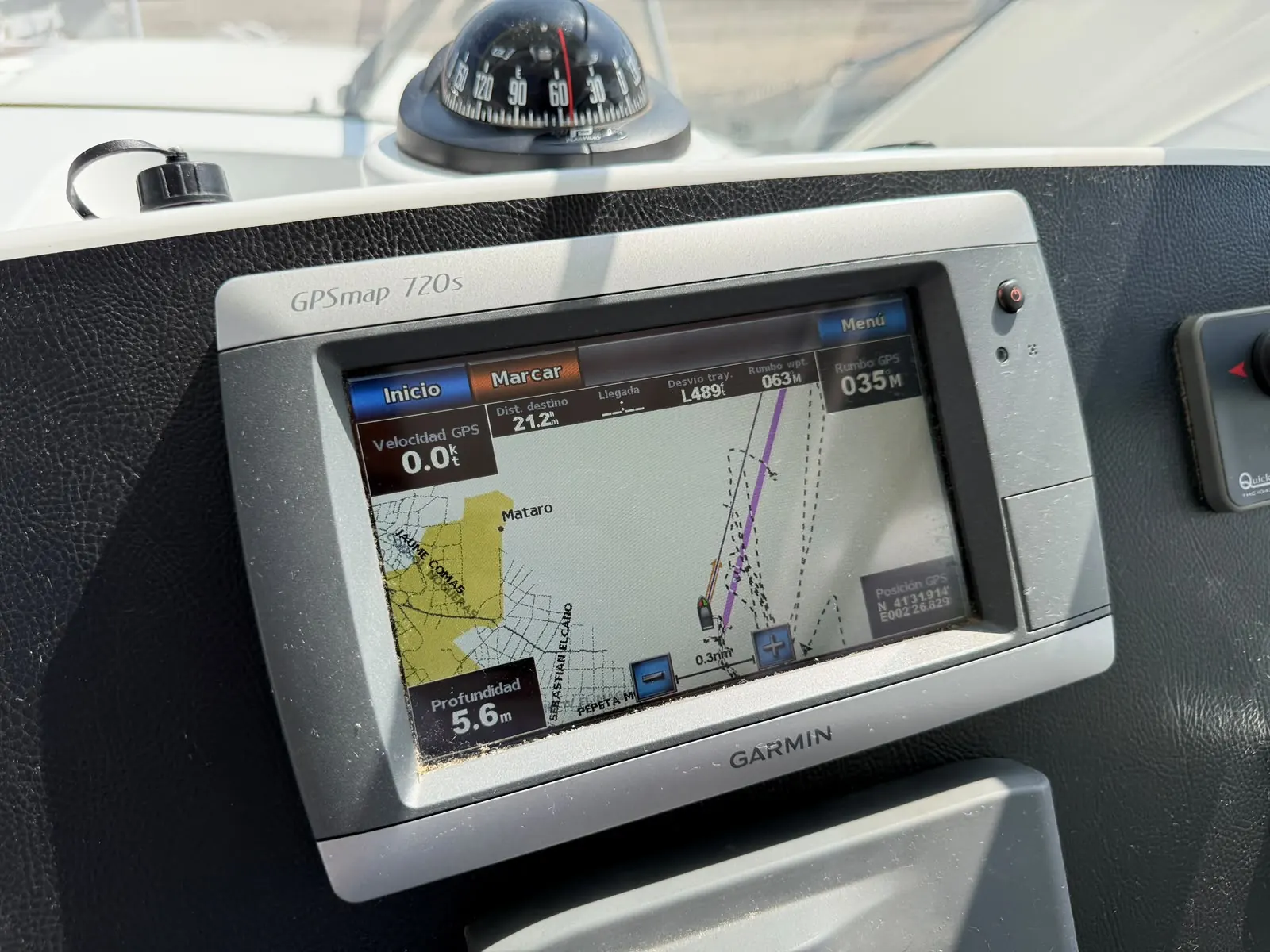 Beneteau Antares 8 · 18
