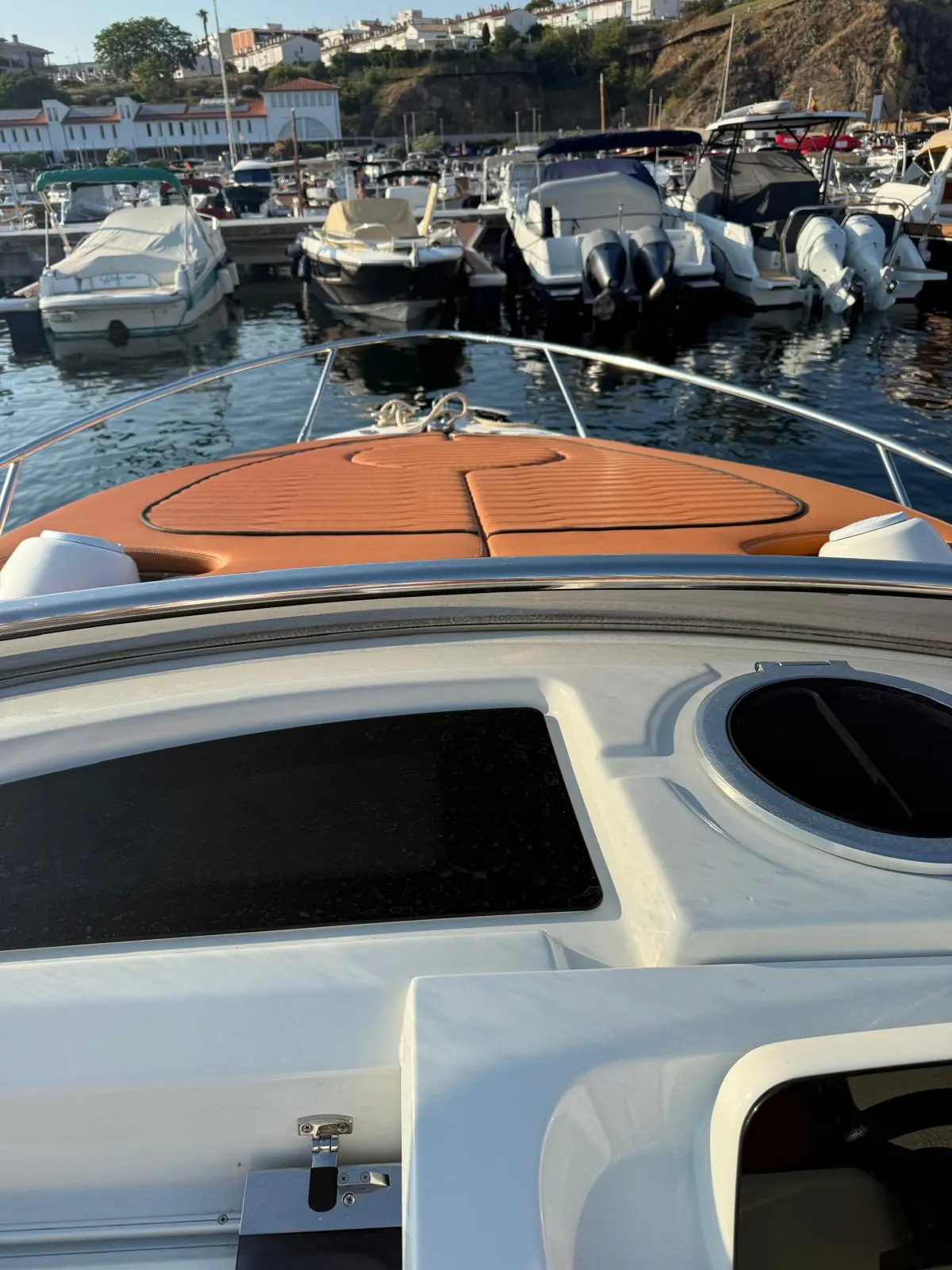 Cranchi E30 Endurance · 16