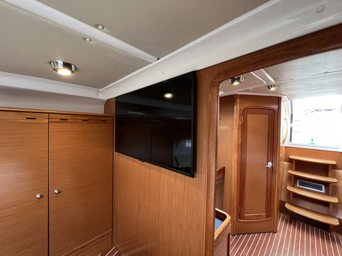 Bavaria 37 HT · 15