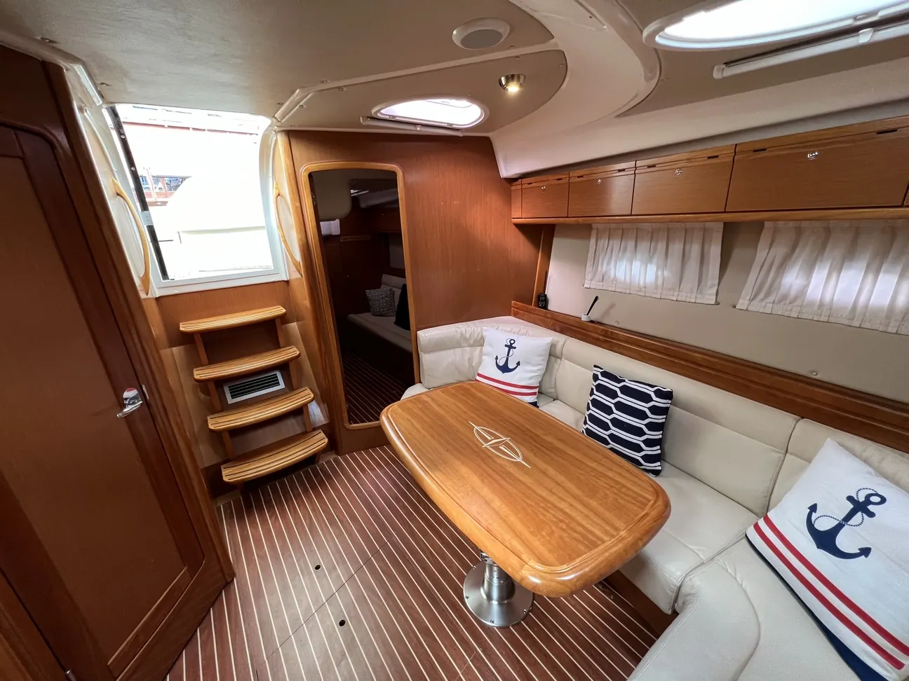 Bavaria 37 HT · 24
