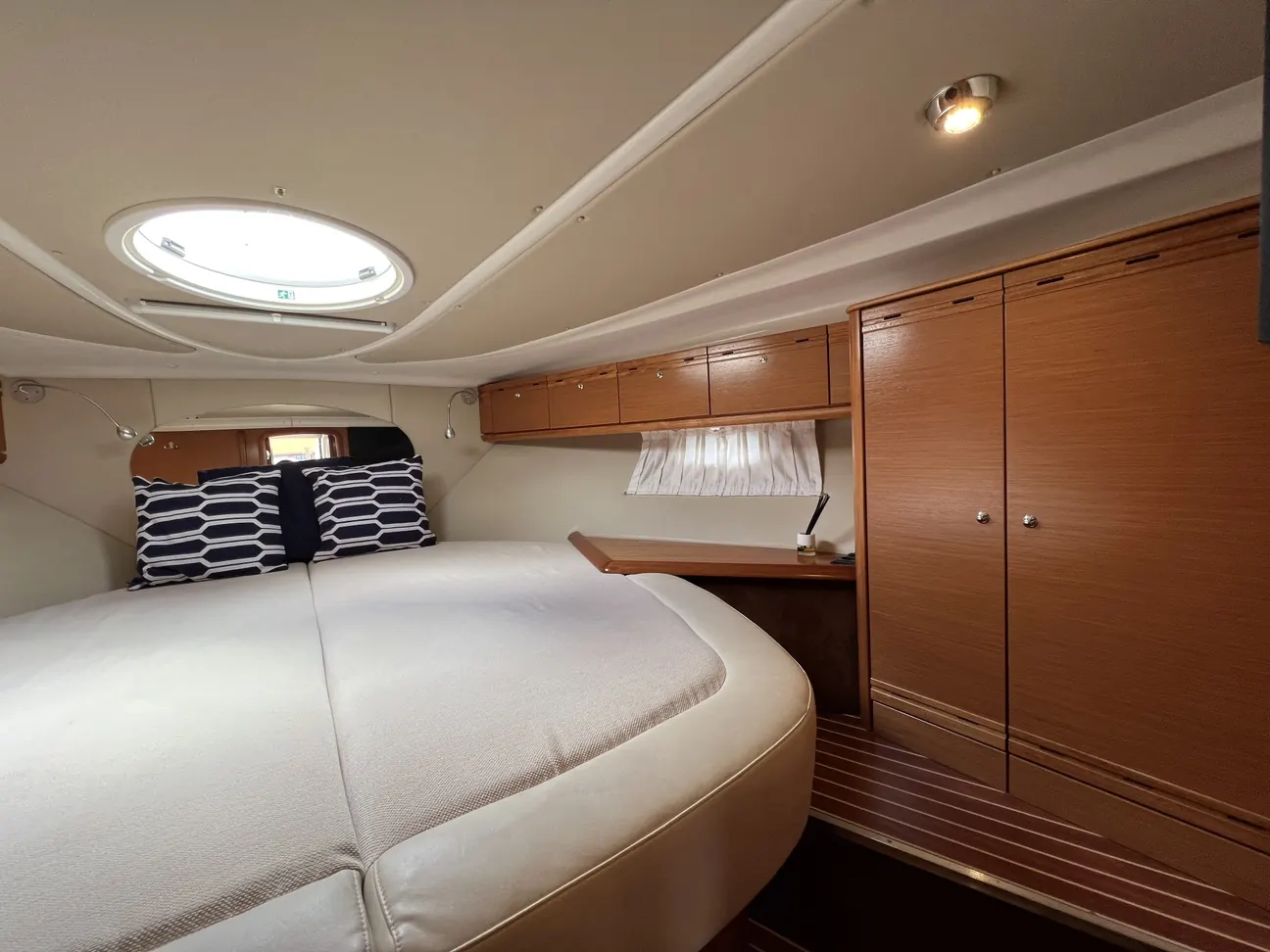 Bavaria 37 HT · 11