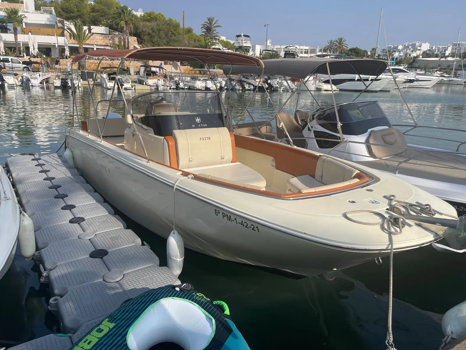 Invictus Yacht 270 · Fotogalerie 1