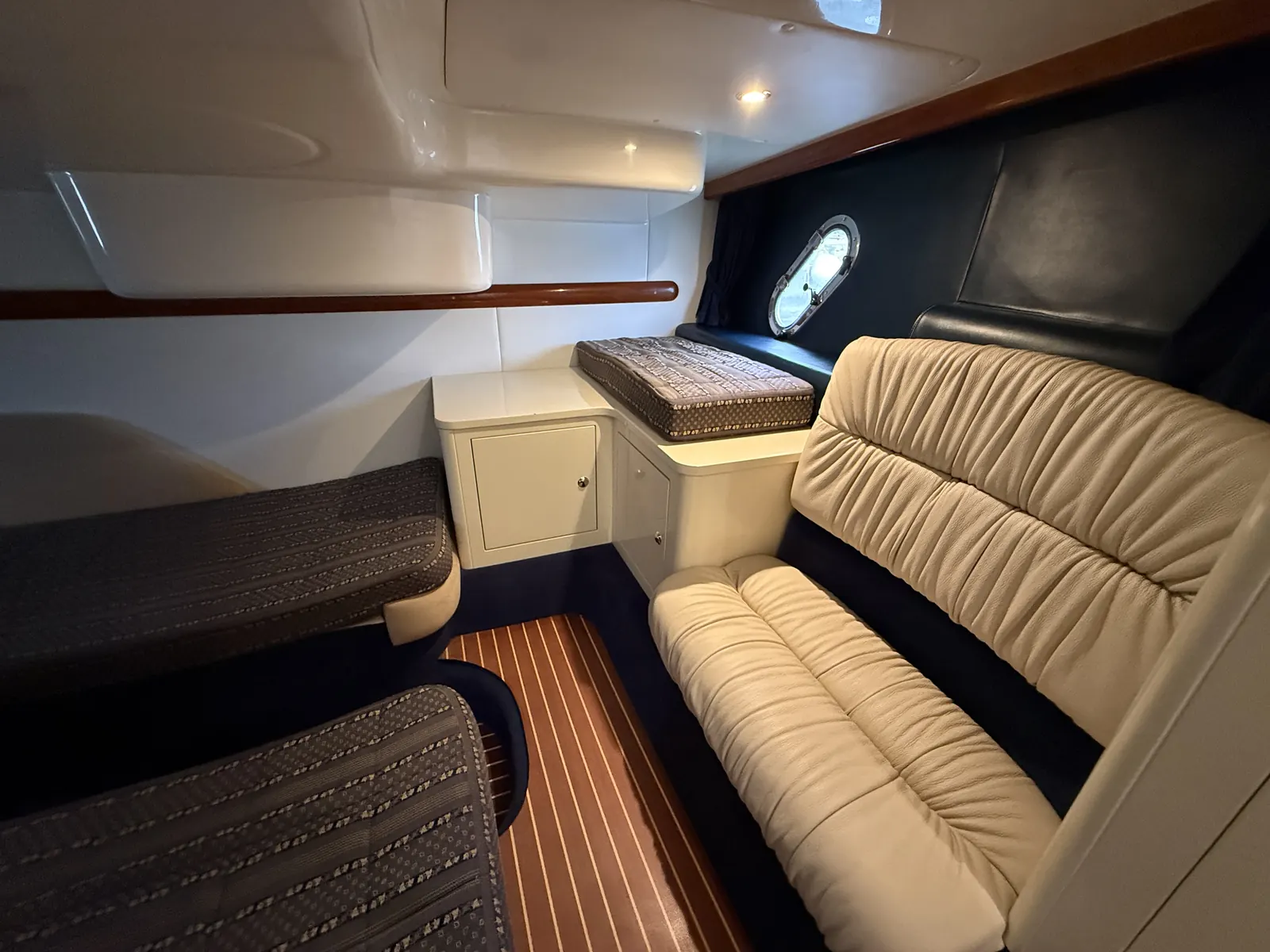 Cranchi Endurance 41 · 53