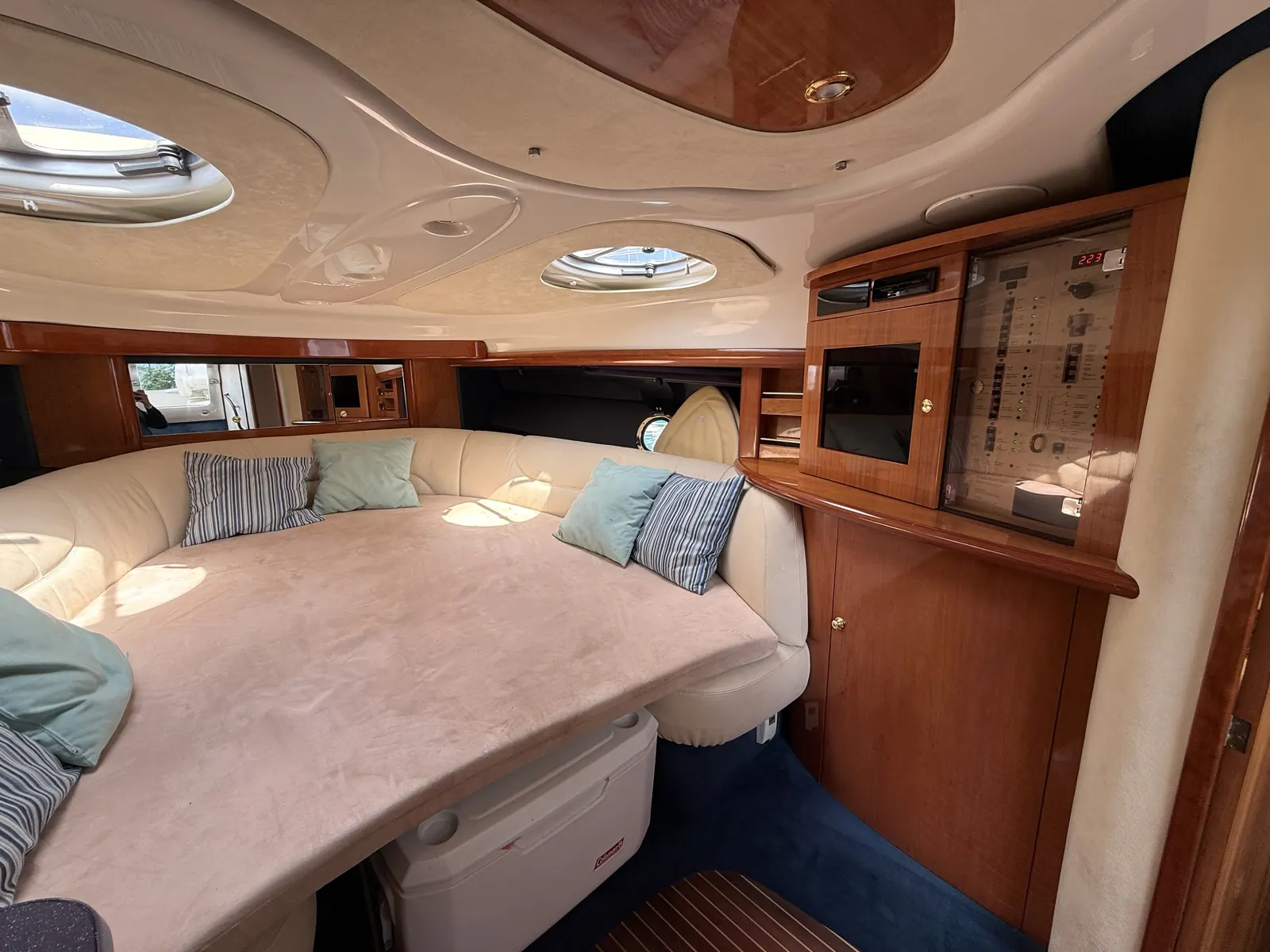 Cranchi Endurance 41 · 57
