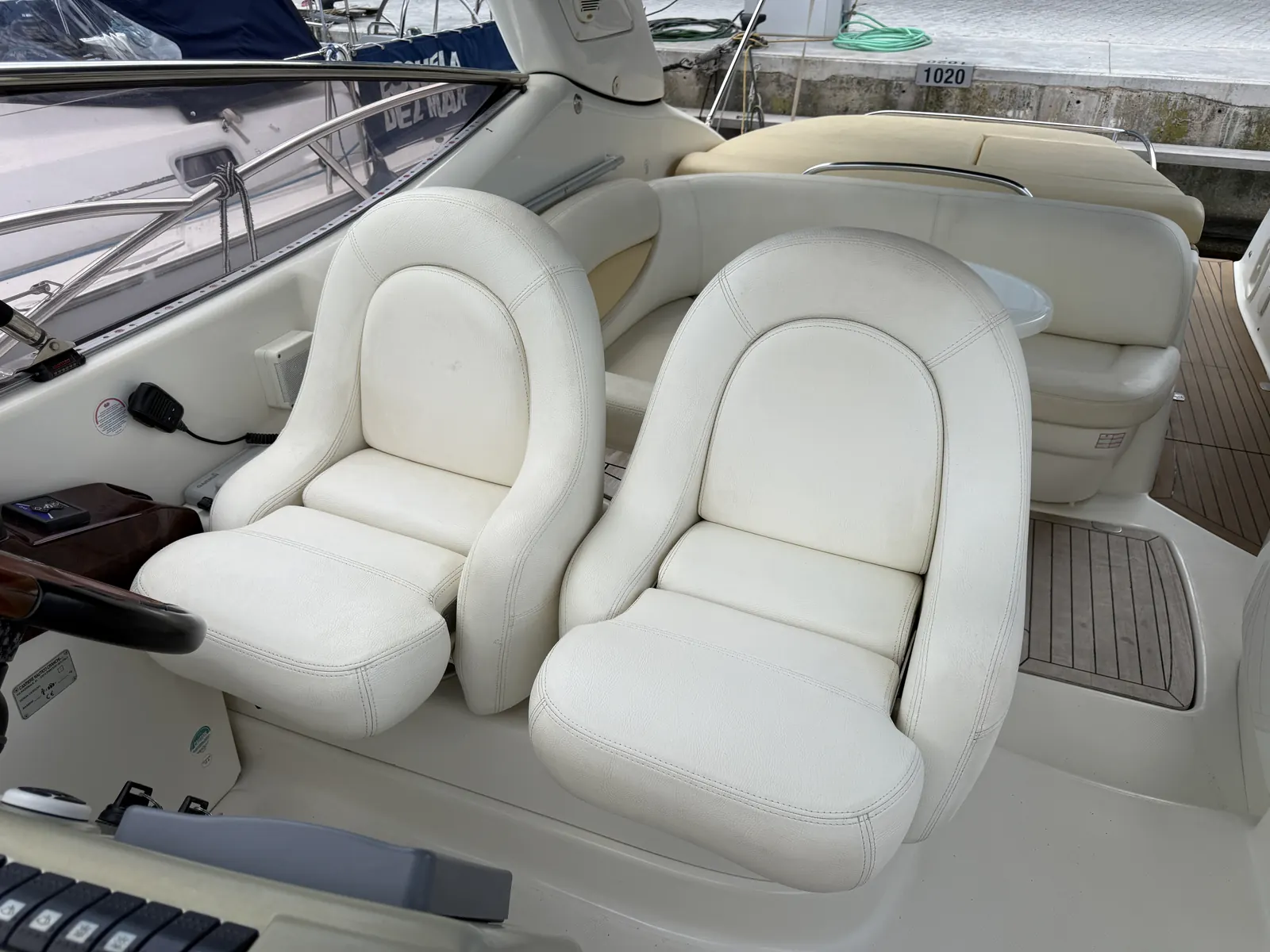 Cranchi Endurance 41 · 29
