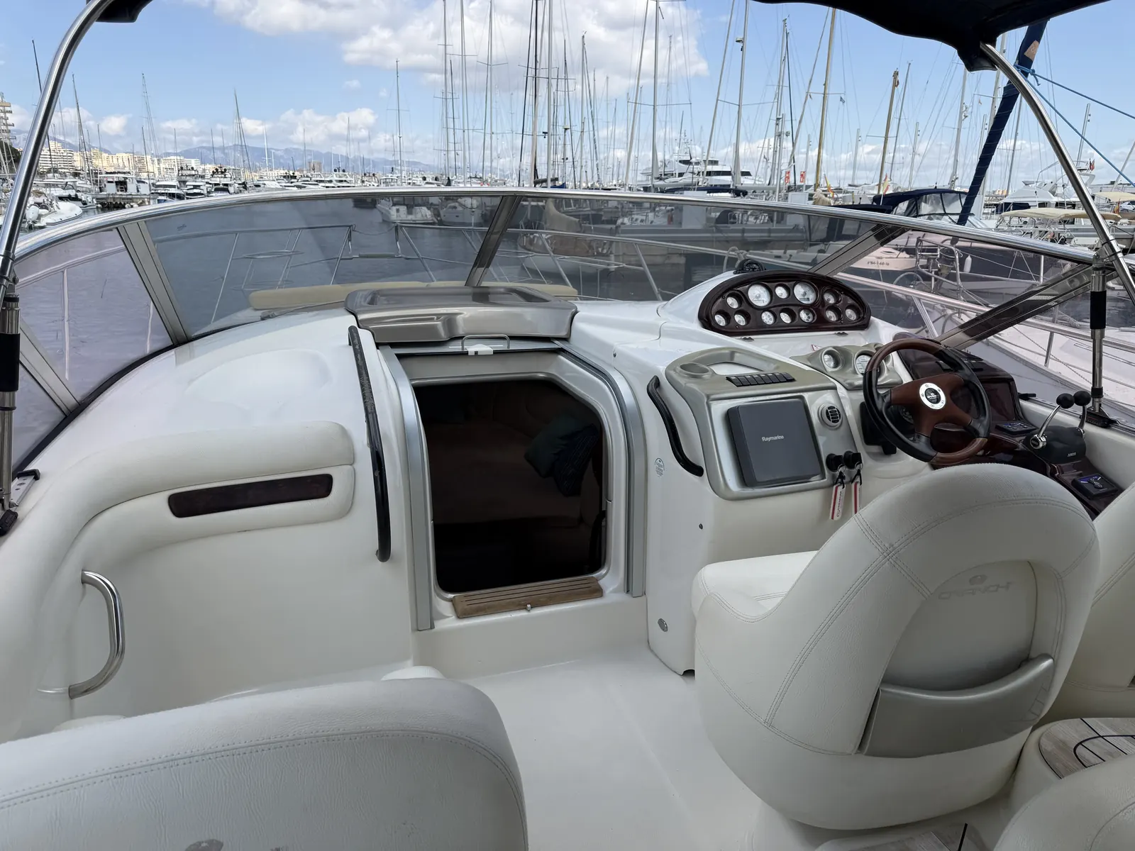 Cranchi Endurance 41 · 24