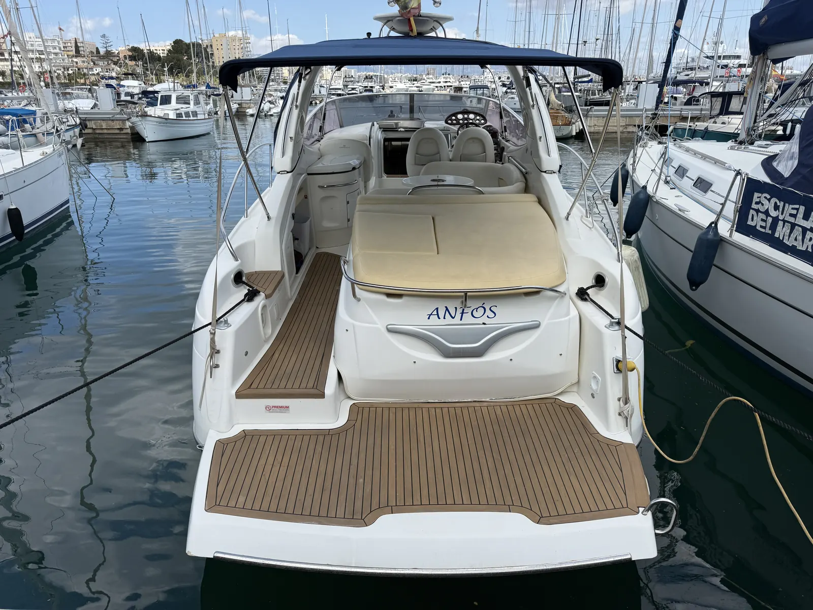 Cranchi Endurance 41 · 44