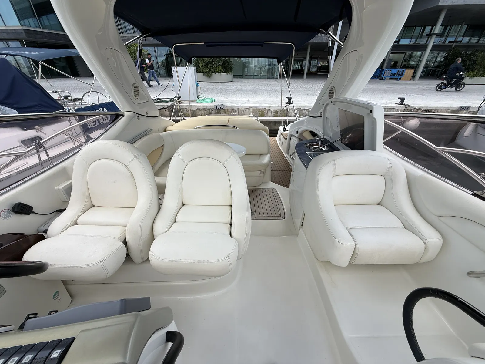 Cranchi Endurance 41 · 61