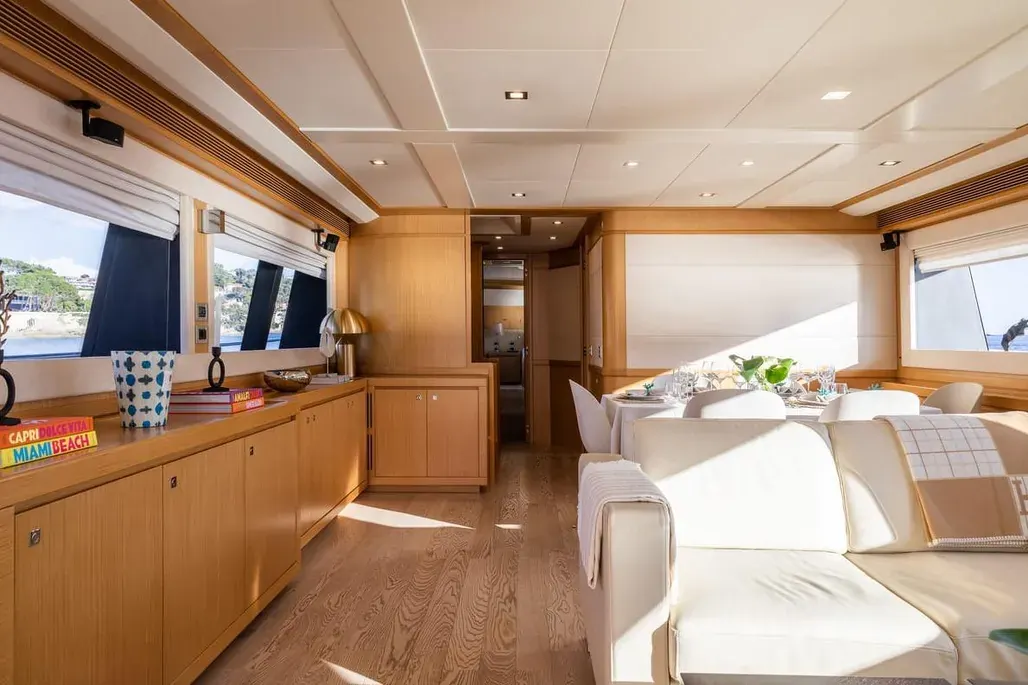 Ferretti Navetta 26 · 16