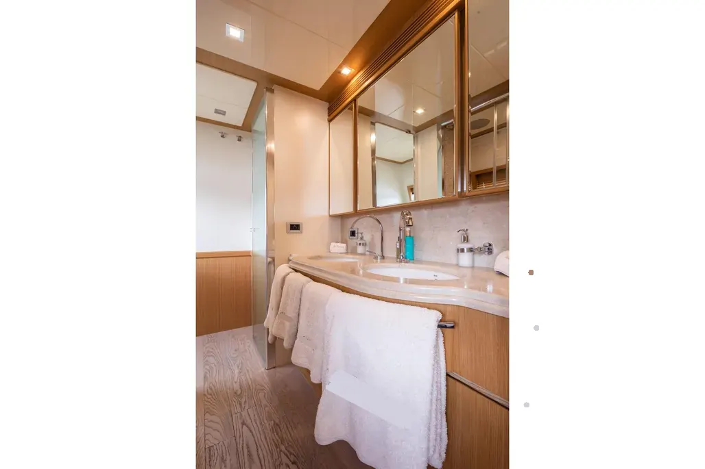 Ferretti Navetta 26 · 10