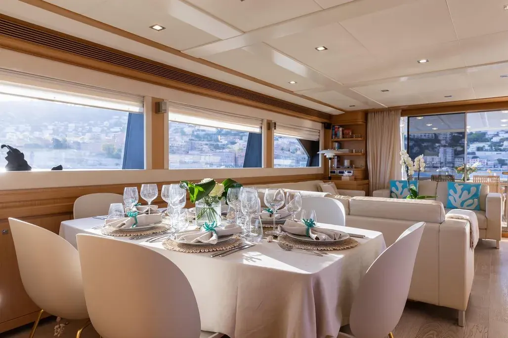 Ferretti Navetta 26 · 18