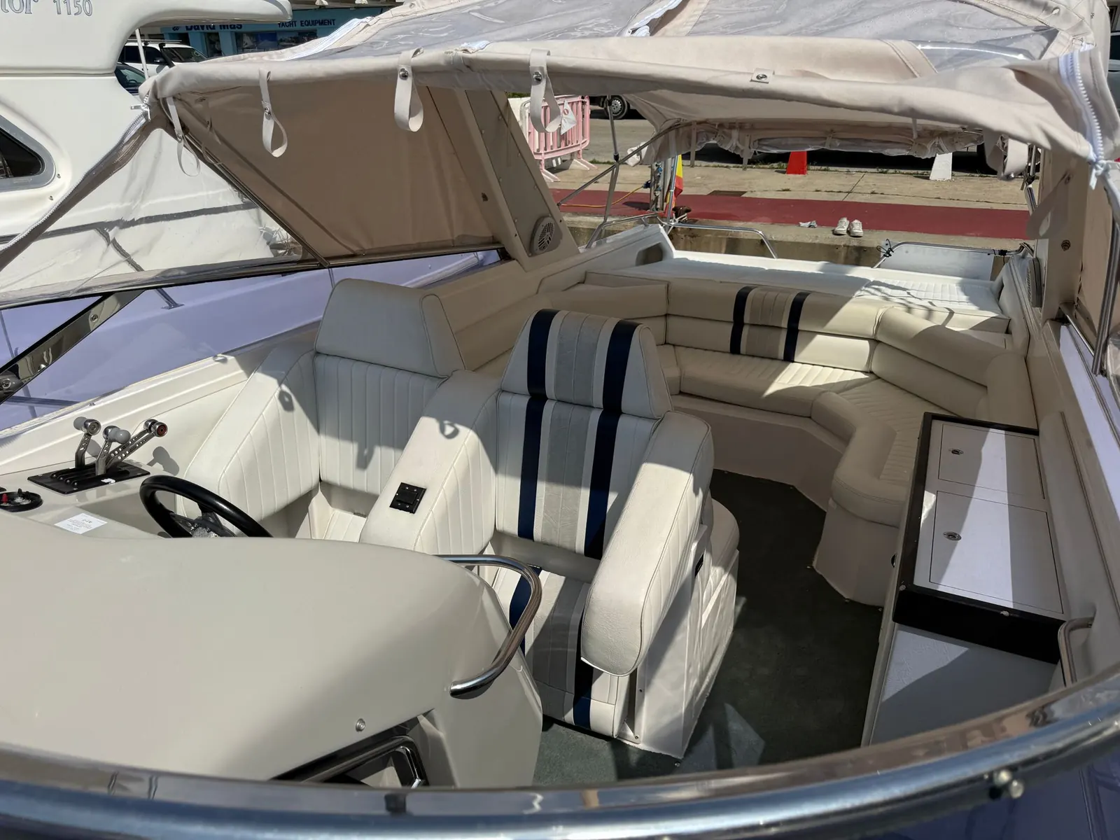 Sunseeker Thuntherhawk 43 · 42