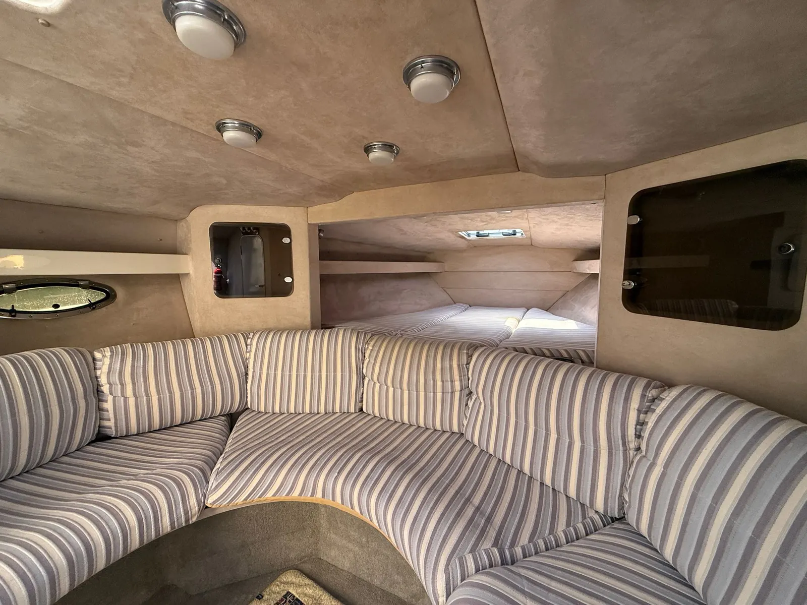 Sunseeker Thuntherhawk 43 · 9