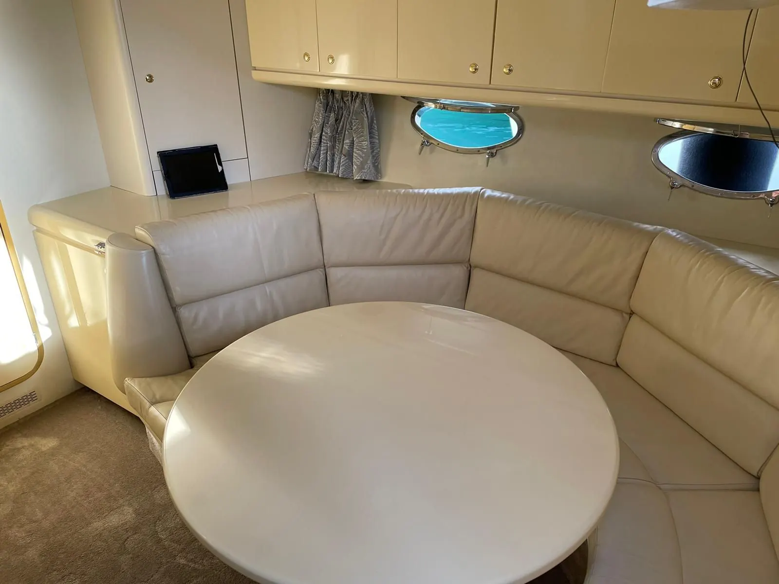 Sunseeker Camargue 46 · 12