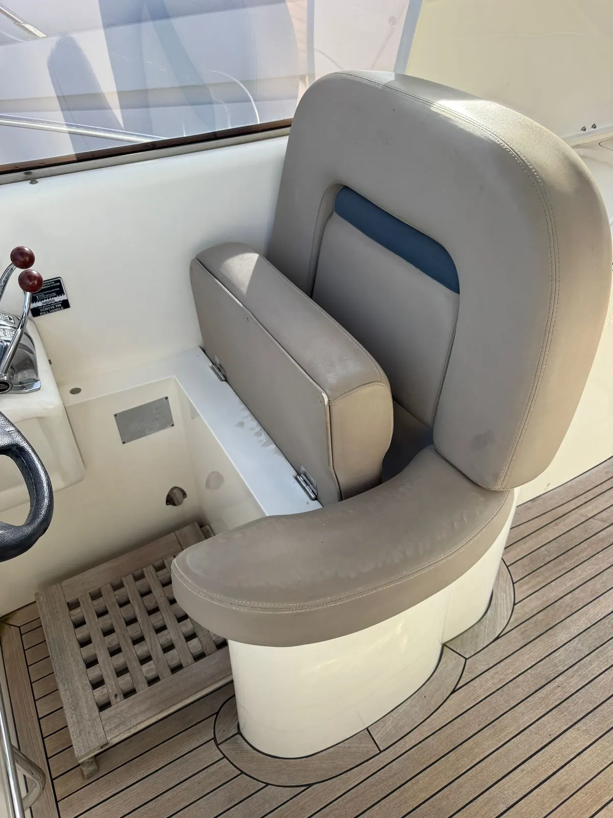 Sunseeker Camargue 44 · 68