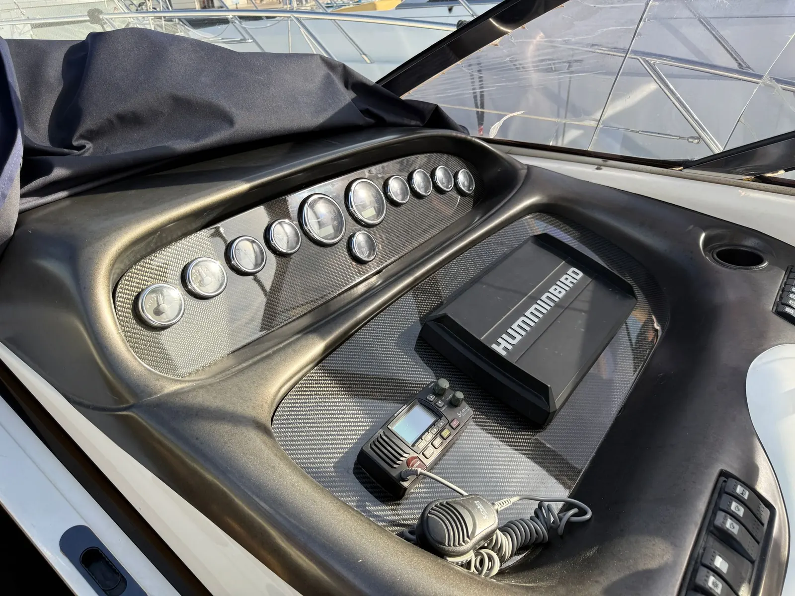 Sunseeker Camargue 44 · 34
