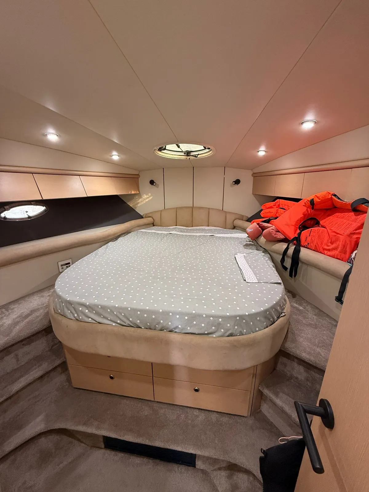 Sunseeker Camargue 44 · 57