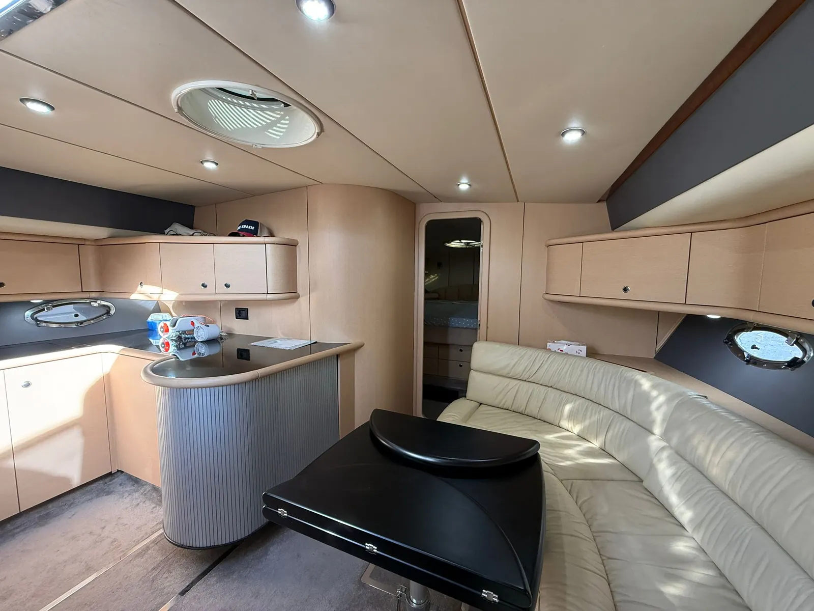 Sunseeker Camargue 44 · 12