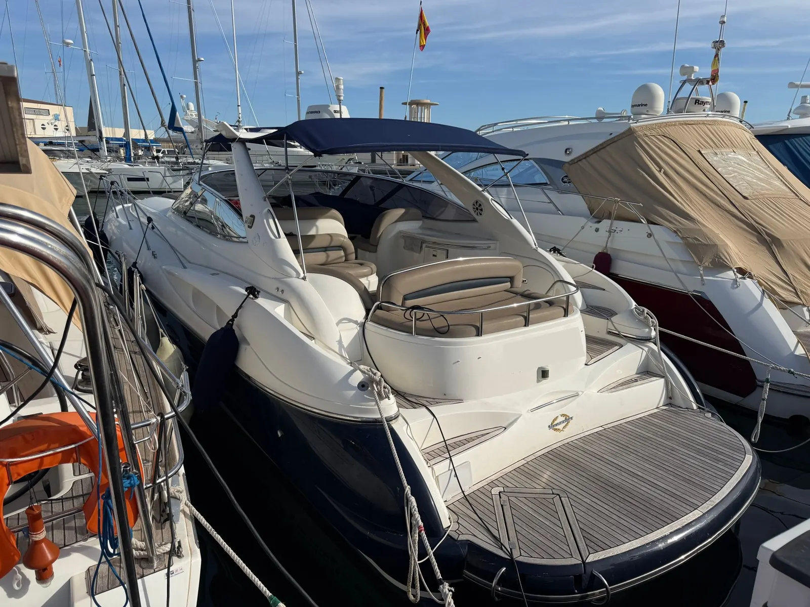 Sunseeker Camargue 44 · 43