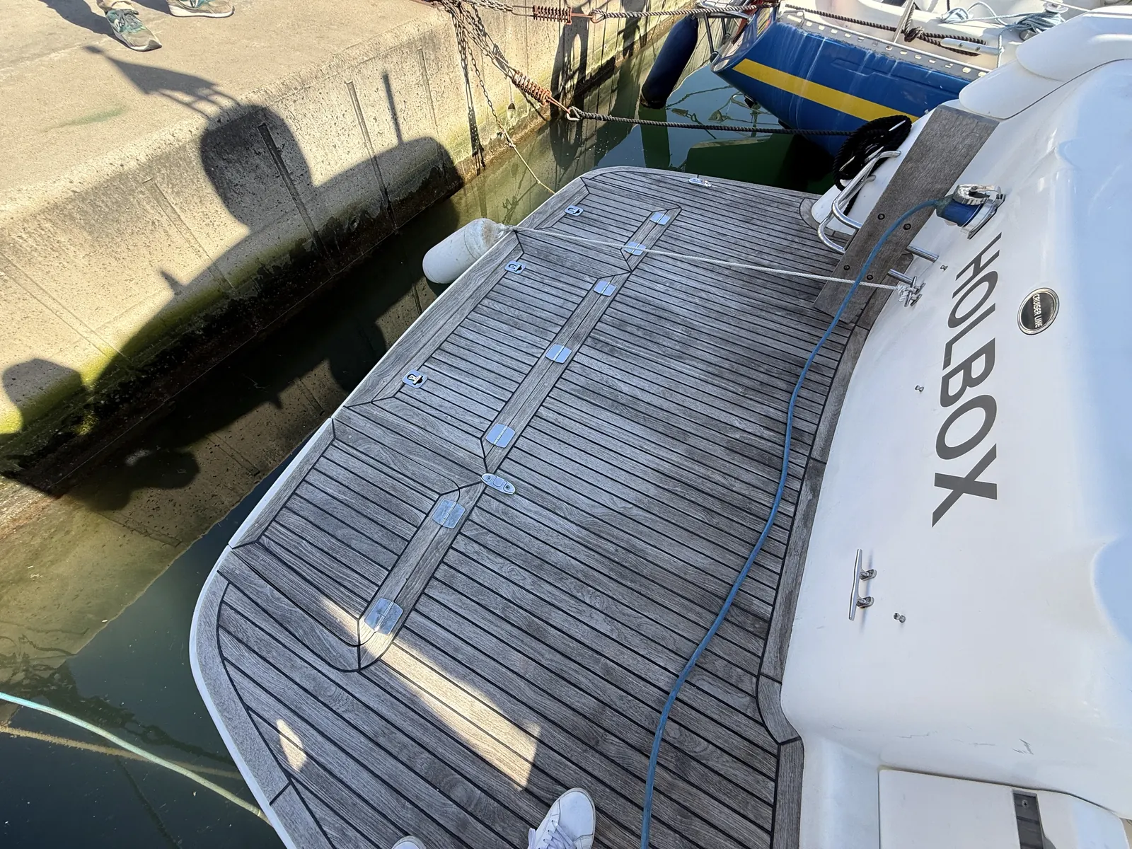 Sessa C35 · 32
