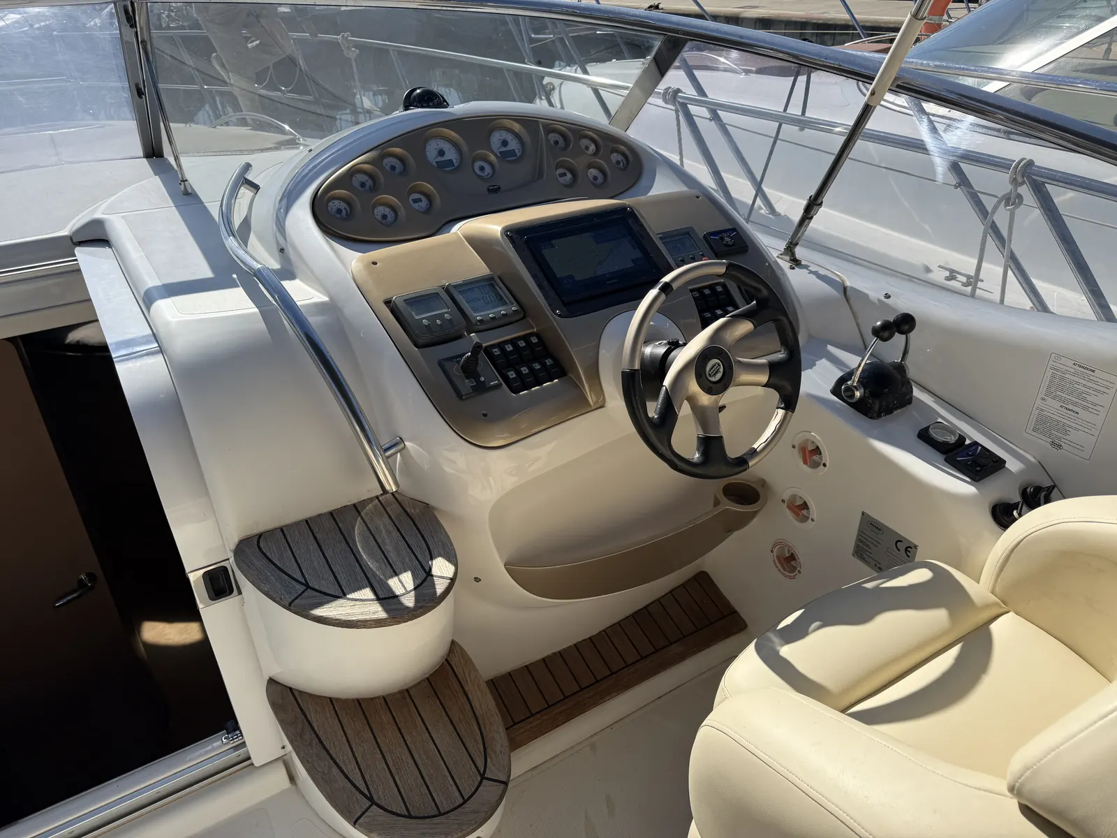 Sessa C35 · 19
