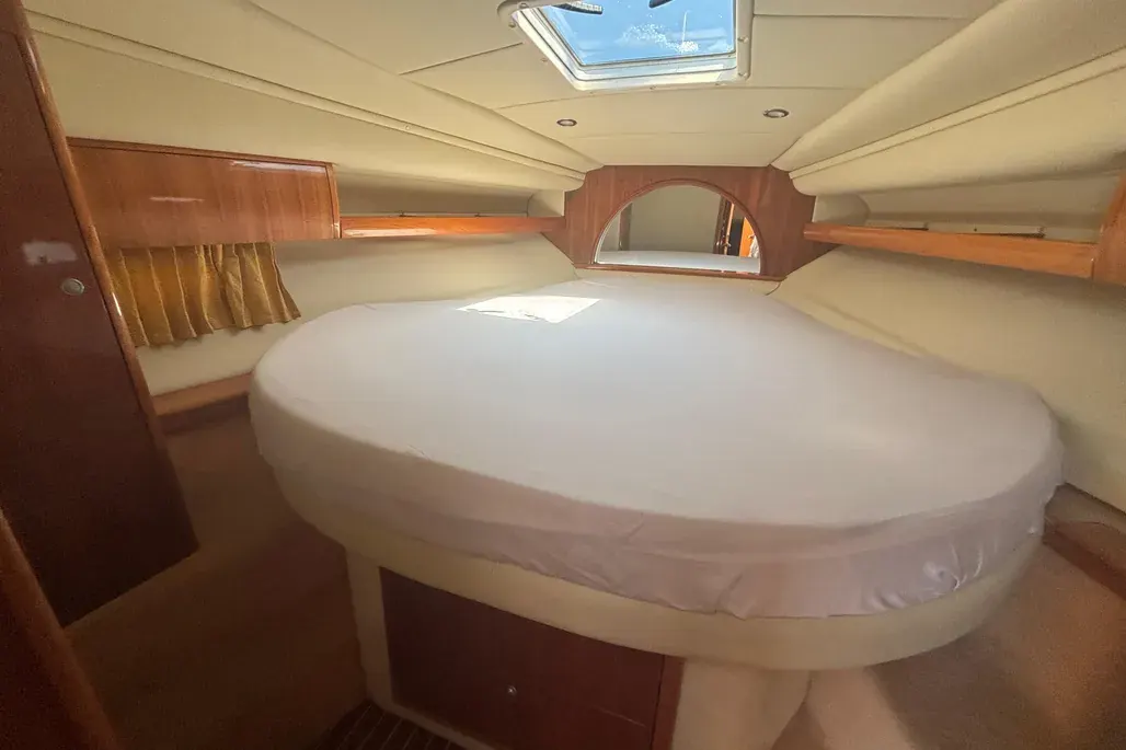 Windy 37 Grand Mistral · 10